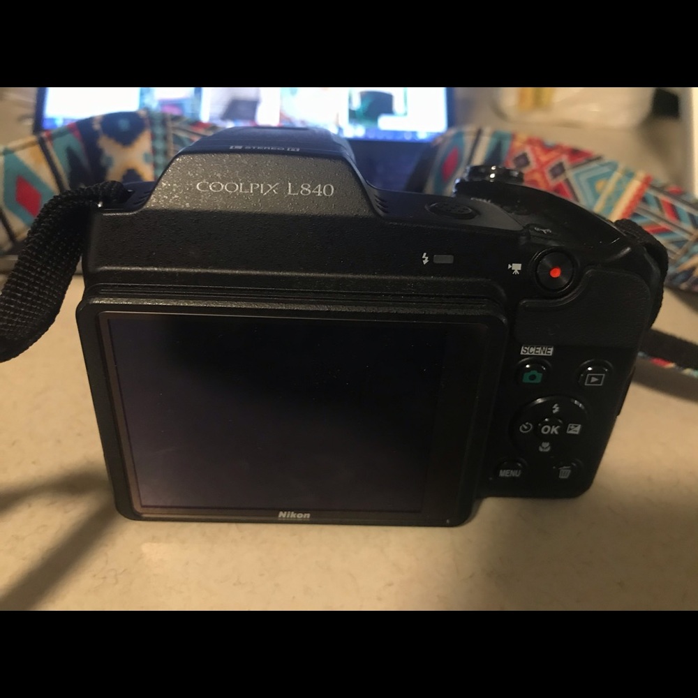 Nikon camera - Picture 2 of 2